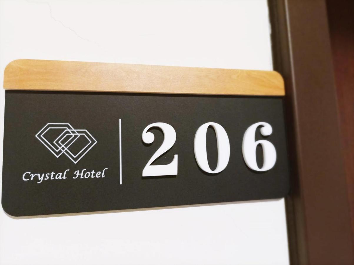 Crystal Hotel Puli Esterno foto